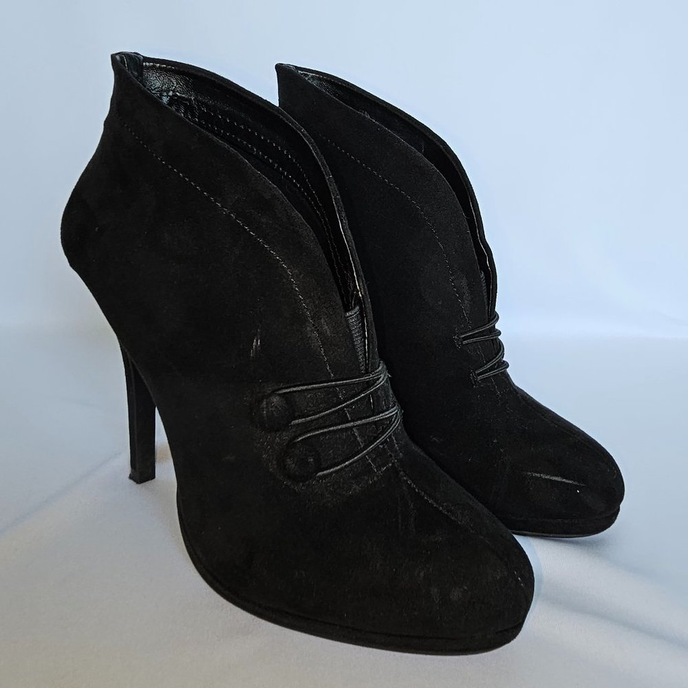 Black Bootie - APT. 9